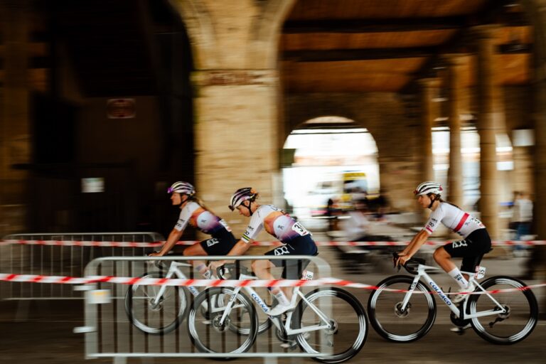 C070BB86-37D8-4FC1-B5B9-4D6DD75DBE7F