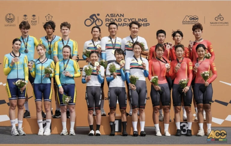 sultanova silver mixed team relay