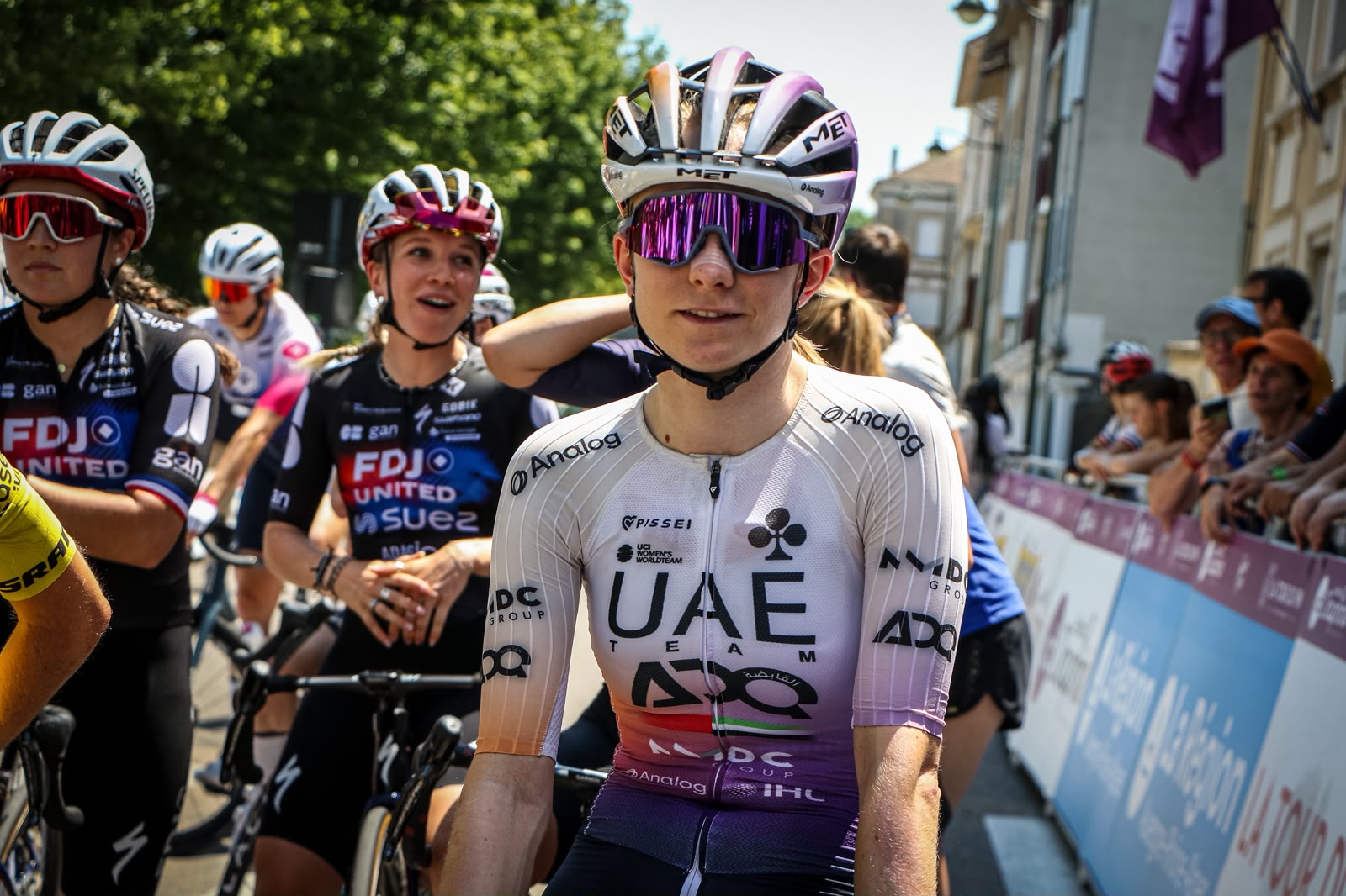 The six riders for La Périgord Ladies and La Picto – Charentaise