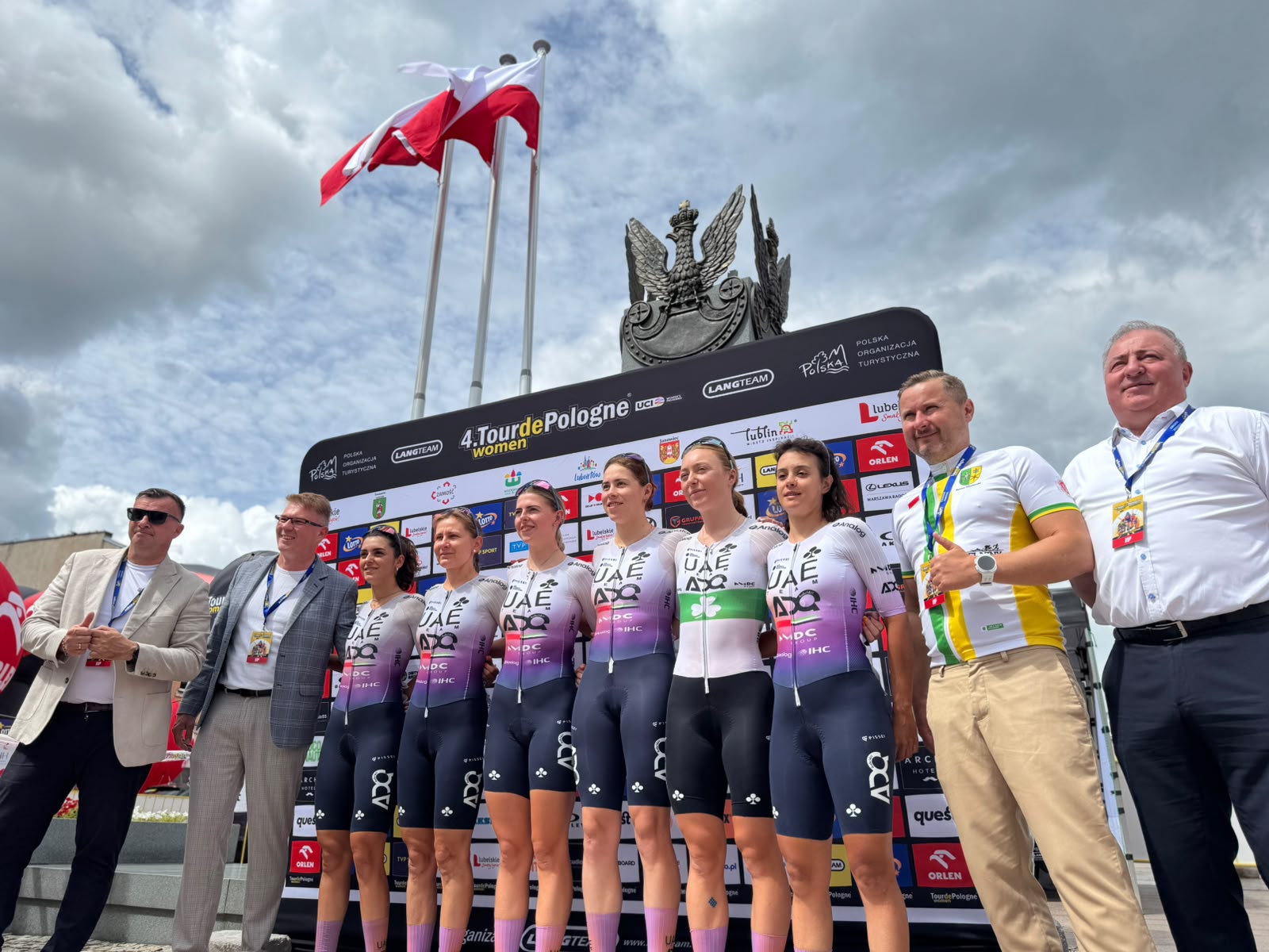 Lara Gillespie overcomes setback to claim impressive runner-up finish in the Tour de Pologne Women Stage 2